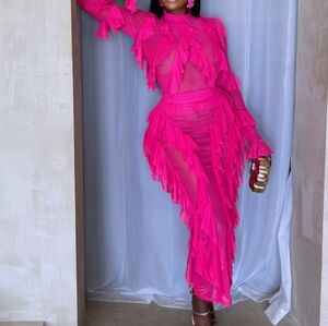 Brand New Two Piece Skirt Set. Smoke & Pet Free Home